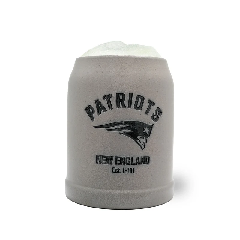 ®NFL PREMIUM Teamkrug "New England Patriots"