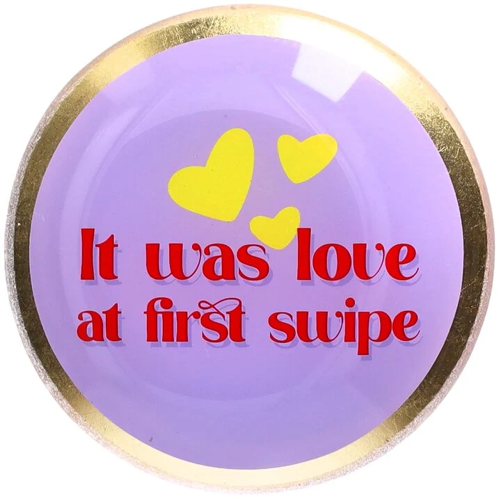 Love Plates "It was love at first swipe"