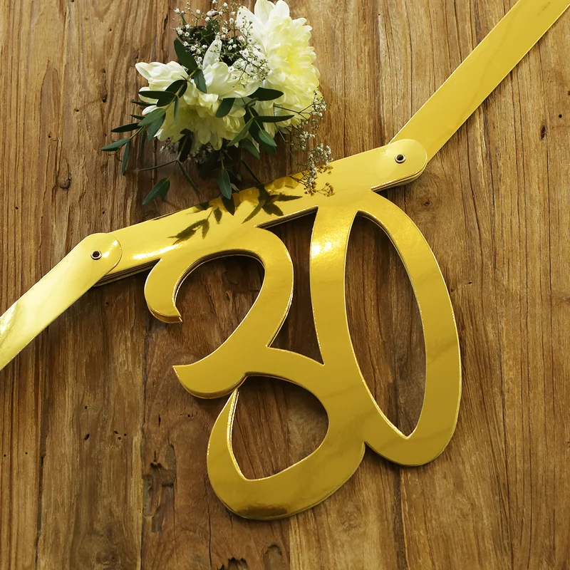Goldene Girlande zum 30. Geburtstag