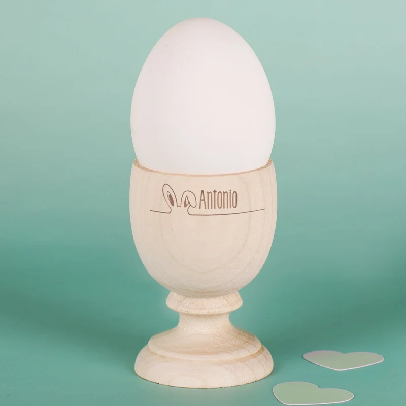 Oster Eierbecher mit Namensgravur und Hasenohren