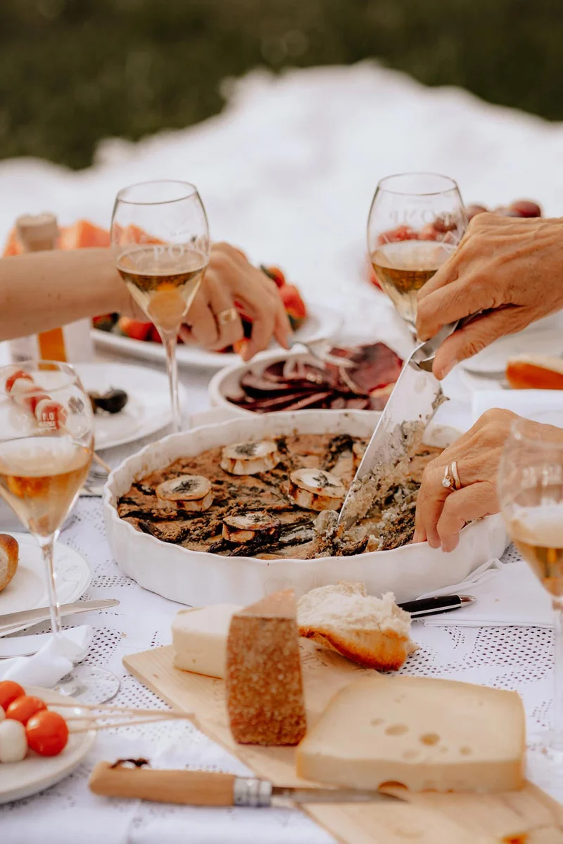 Gourmet Weihnachts­geschenk Set Blanc alkoholfrei mit Gläsern „Frohe Weihnachten“