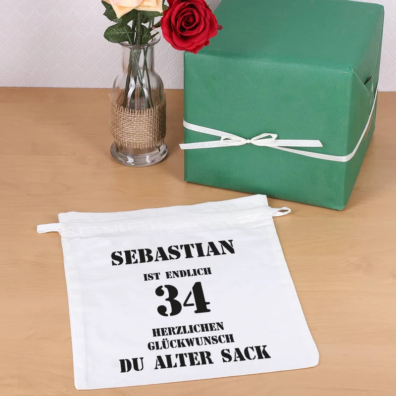Geschenksack mit Namen und Alter für einen alten Sack