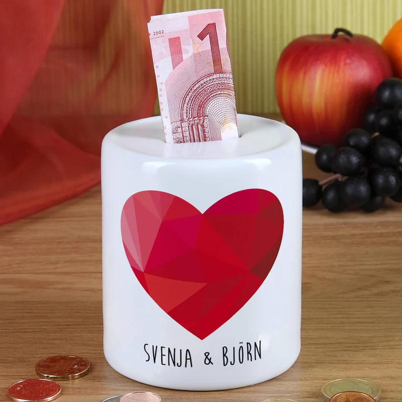 Spardose mit polygonalem Herz und Wunschnamen - Geschenk für Paare -