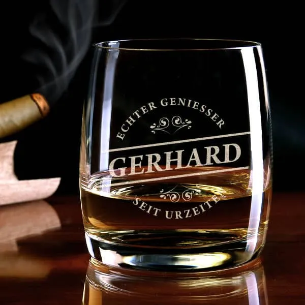 graviertes Whiskeyglas Echter Geniesser mit Name von Bohemia Cristal