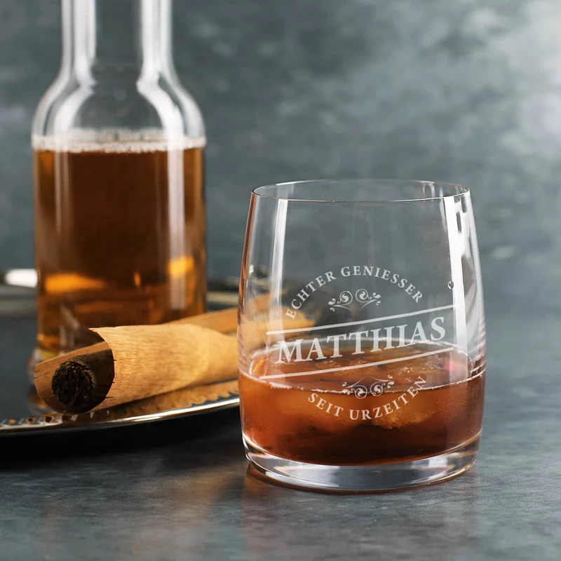 graviertes Whiskeyglas Echter Geniesser mit Name von Bohemia Cristal