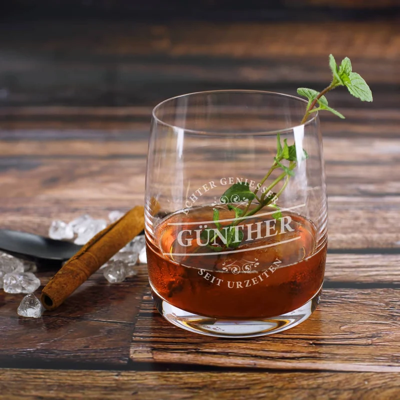 graviertes Whiskeyglas Echter Geniesser mit Name von Bohemia Cristal