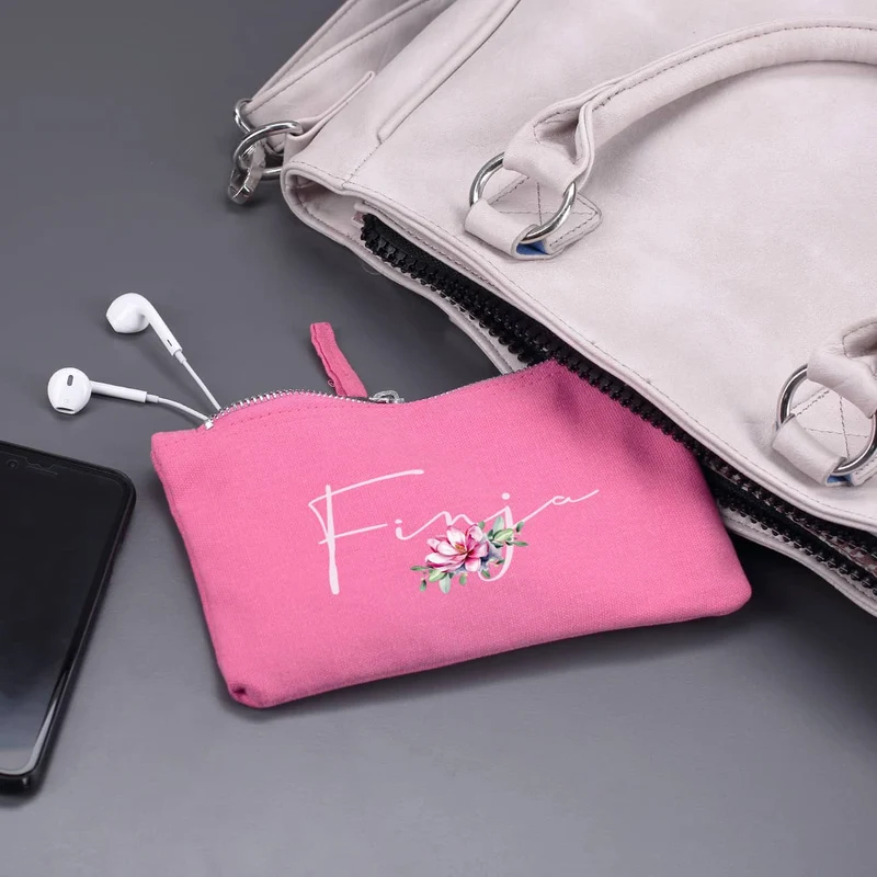 Beautycase mit Magnolienblüte und Name