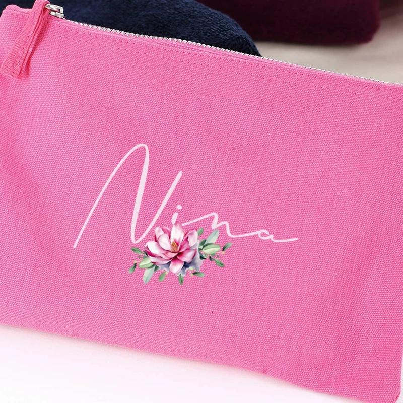 Beautycase mit Magnolienblüte und Name