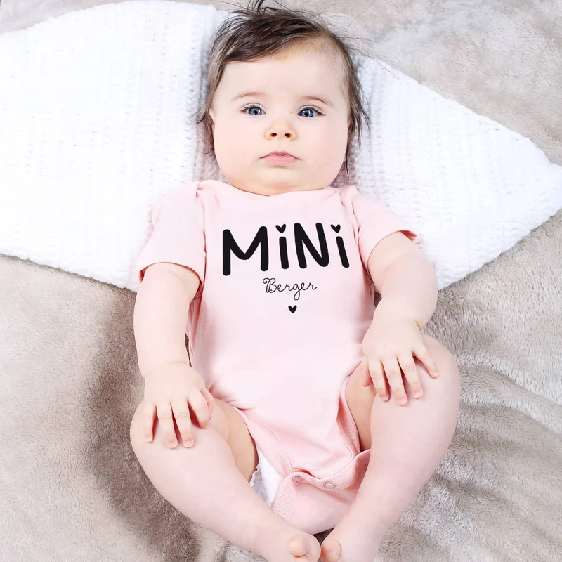 Babybody in rosa mit Name für MINI - Mädchen