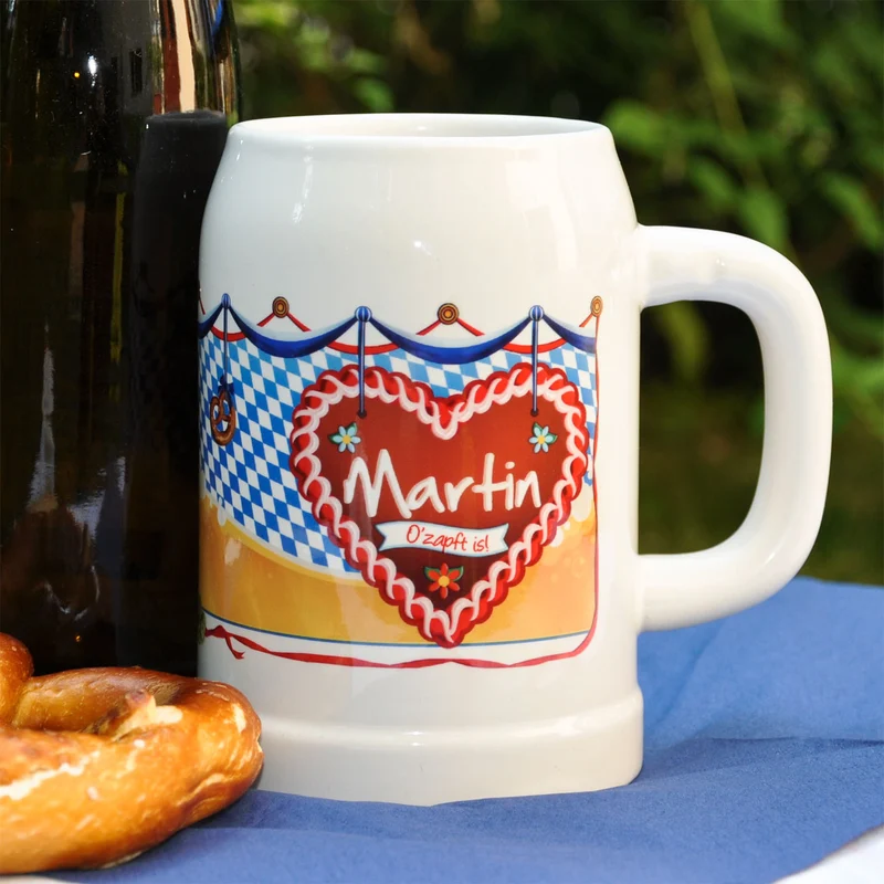 Bierkrug zum Bierfest und Name auf Lebkuchenherz