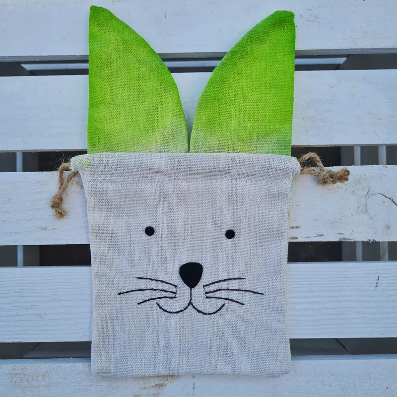 Hasenbeutel mit bunten Ohren