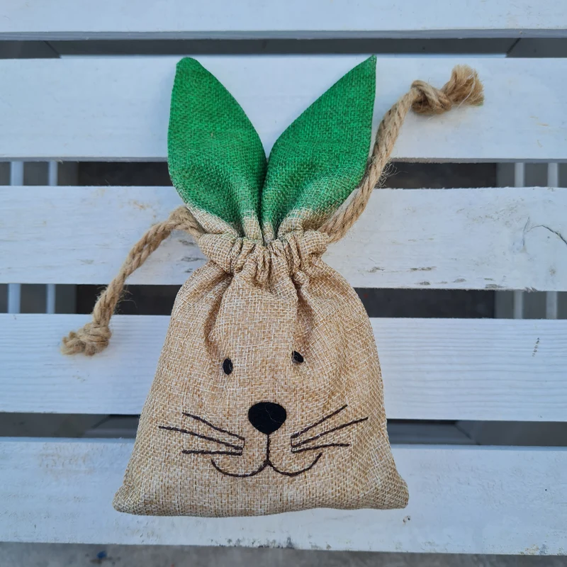 Hasenbeutel mit bunten Ohren