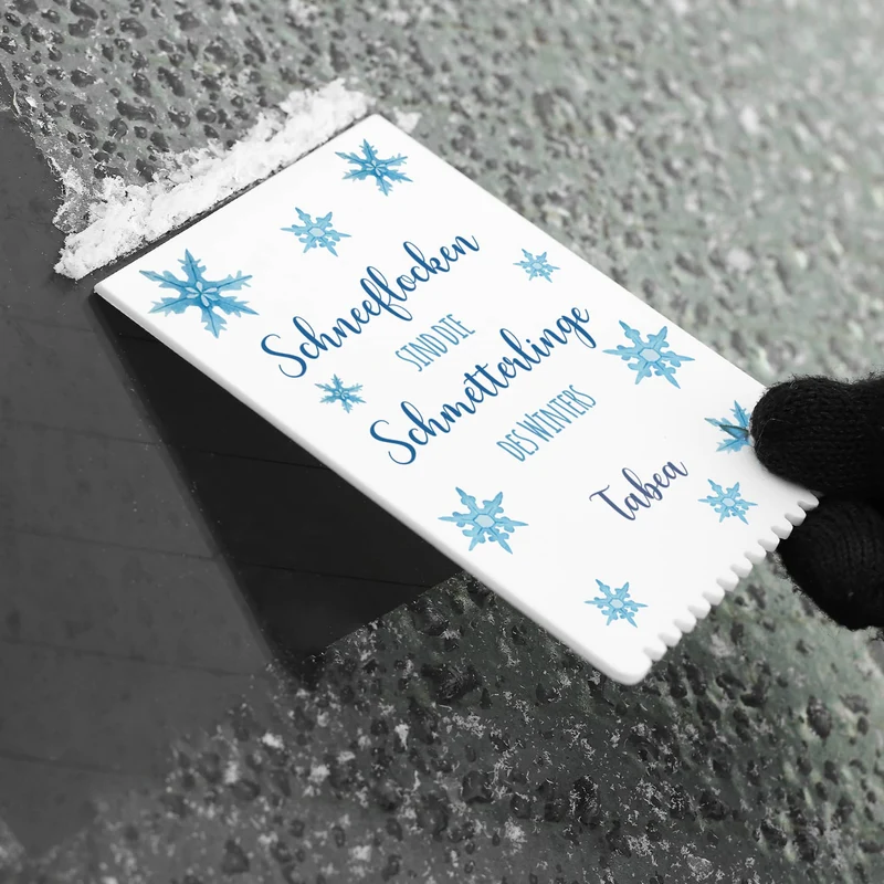 Eiskratzer mit Schneeflockenmotiv und Wunschnamen