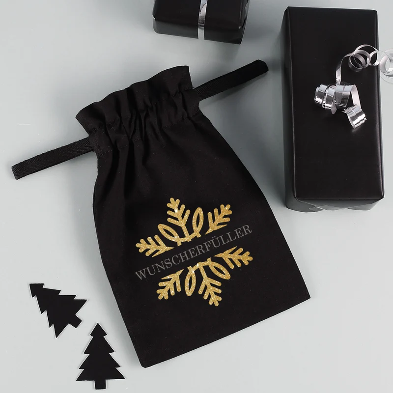 Kleiner Geschenksack zu Weihnachten mit Schneeflocke und Name bedruckt, 21x14cm