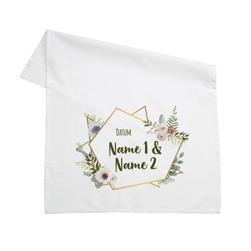 Geschirrtuch zur Hochzeit mit Blüten in Watercolor-Optik, Namen und Datum
