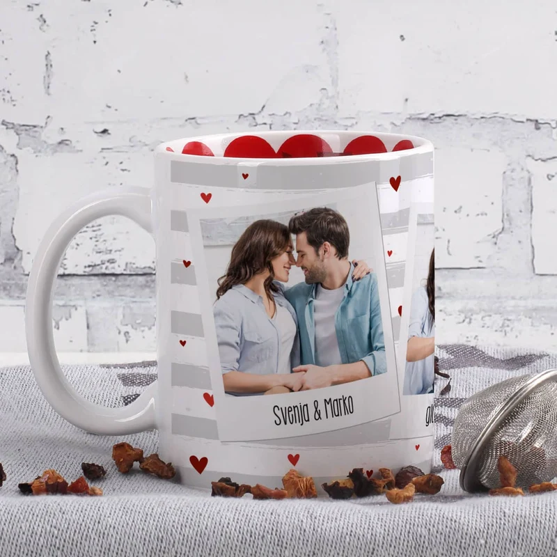 Fototasse zum Valentinstag mit 3 Fotos, Wunschtexten und Herzen