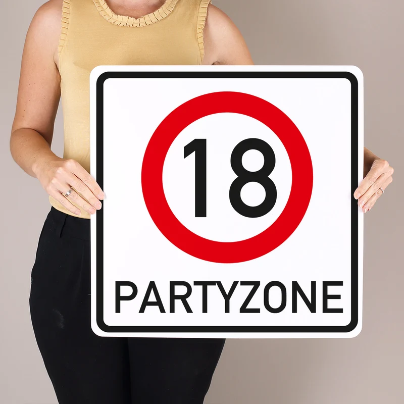 Riesiges PVC Verkehrsschild Geburtstag - 18 bis 100