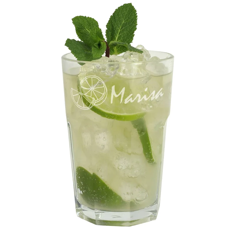 Longdrinkglas mit Limetten und Namensgravur