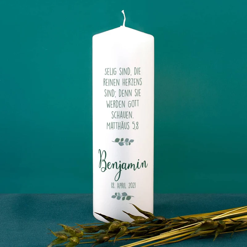 Konfirmationskerze mit Foto im Rahmen aus Eukalyptusblättern