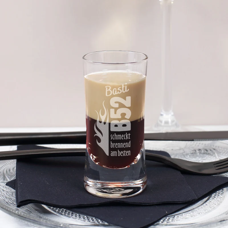 Personalisiertes Schnapsglas mit B52-Motiv und Wunschnamen