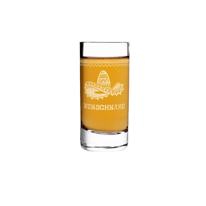 Mexikanischer Sombrero mit Ornamenten und Wunschname graviert auf Schnapsglas