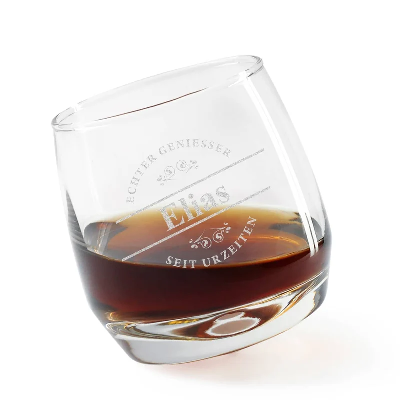 Echt schräges Whiskyglas für echte Geniesser mit Wunschname graviert