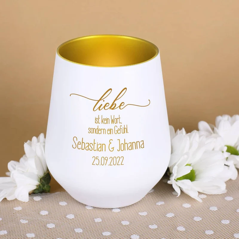 Weißes Windlicht zur Hochzeit - Liebe ist kein Wort, sondern ein Gefühl - mit Namen und Datum