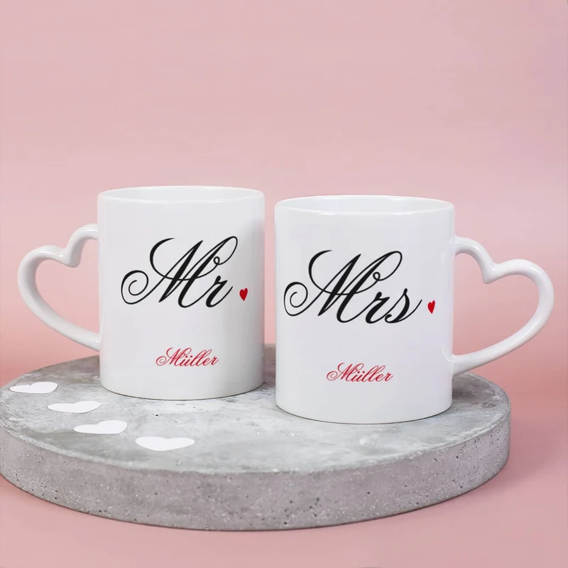 Paartassen Mr und Mrs mit herzförmigem Henkel