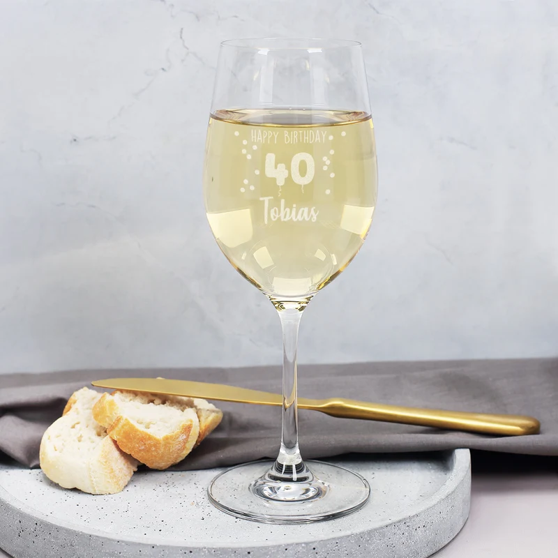 Happy Birthday 40 - Weinglas zum 40. Geburtstag mit Namensgravur