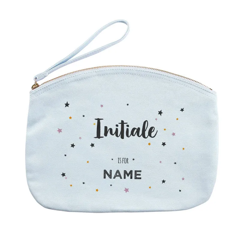Hellblaues Beautycase mit Initiale, Name und kleinen Sternen