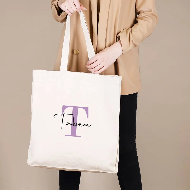 Baumwollshopper mit Initiale und Name in 4 verschiedenen Farben