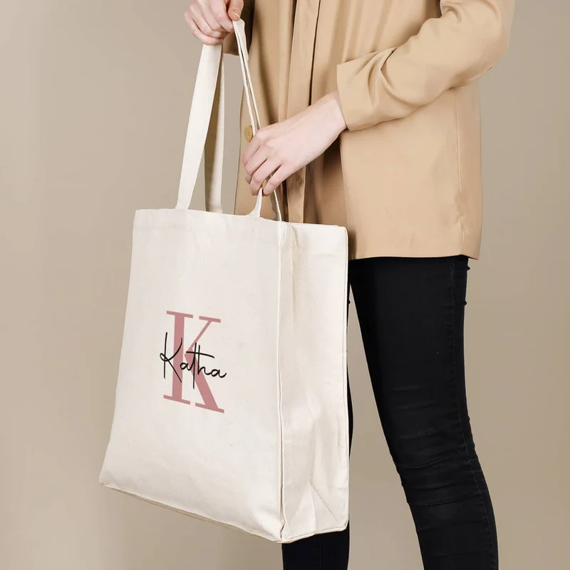 Baumwollshopper mit Initiale und Name in 4 verschiedenen Farben