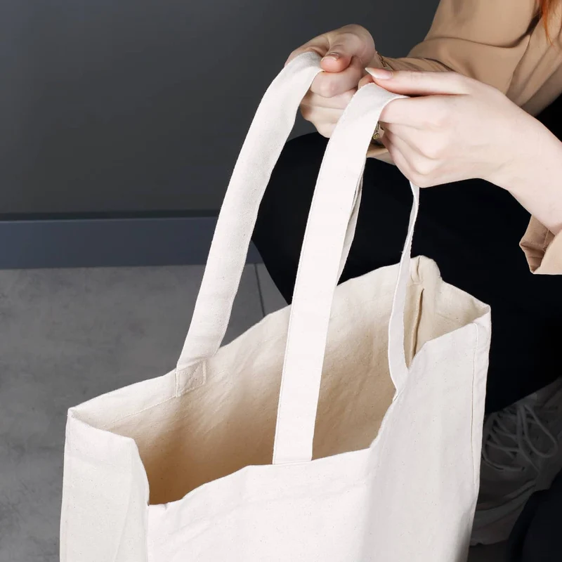 Baumwollshopper mit Initiale und Name in 4 verschiedenen Farben