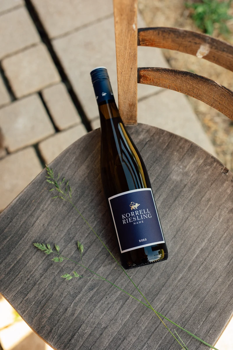 Gratis Geschenk ab 49 € (Newsletter): RIESLING trocken