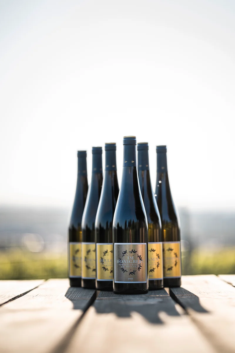 LÖWENKISTE Lagenrieslinge Jahrgang 2023 in der original Holzkiste