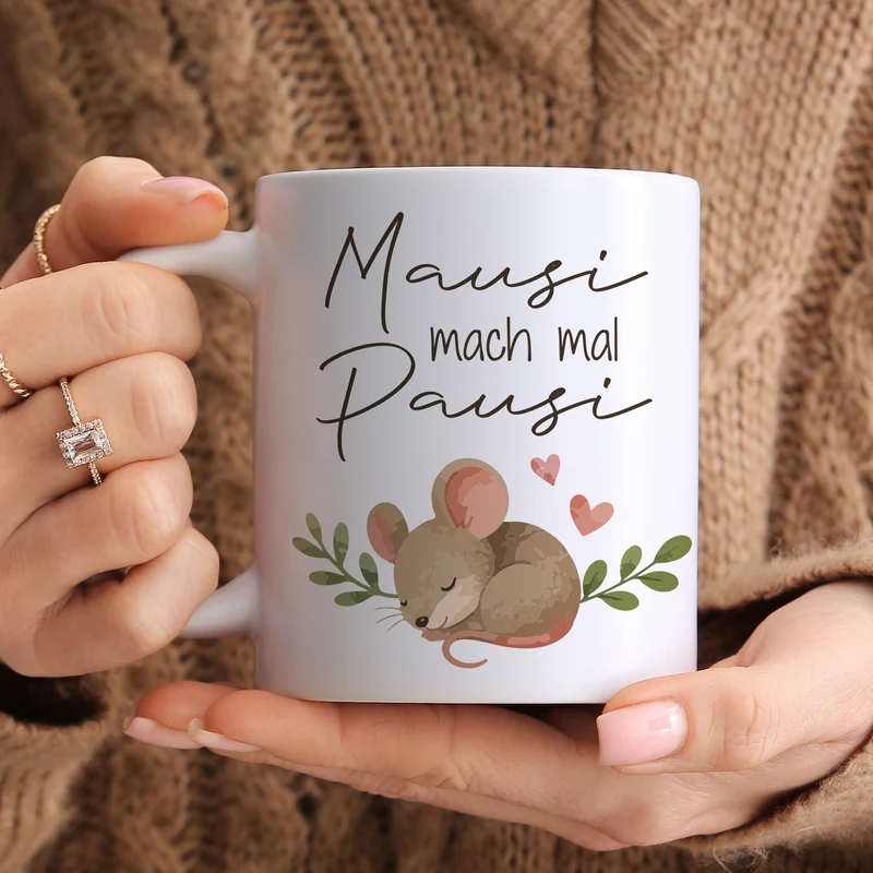 Lustige Tasse 'Mausi mach mal Pausi' mit Maus Motiv | Kaffeetasse als Geschenk für Frauen & Kollegin