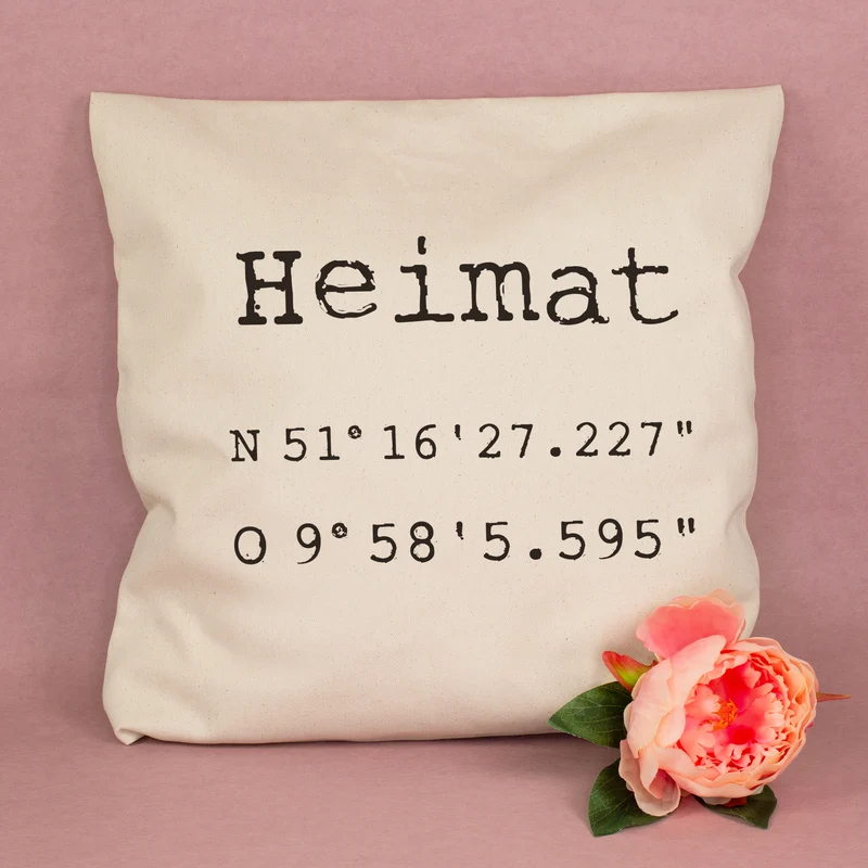 Kissen mit Koordinaten & Wunschtext personalisiert | Geschenk zum Hausbau & Einzug für Wohnung