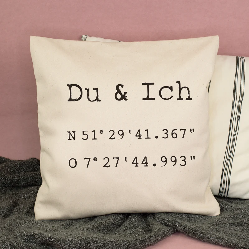 Kissen mit Koordinaten & Wunschtext personalisiert | Geschenk zum Hausbau & Einzug für Wohnung