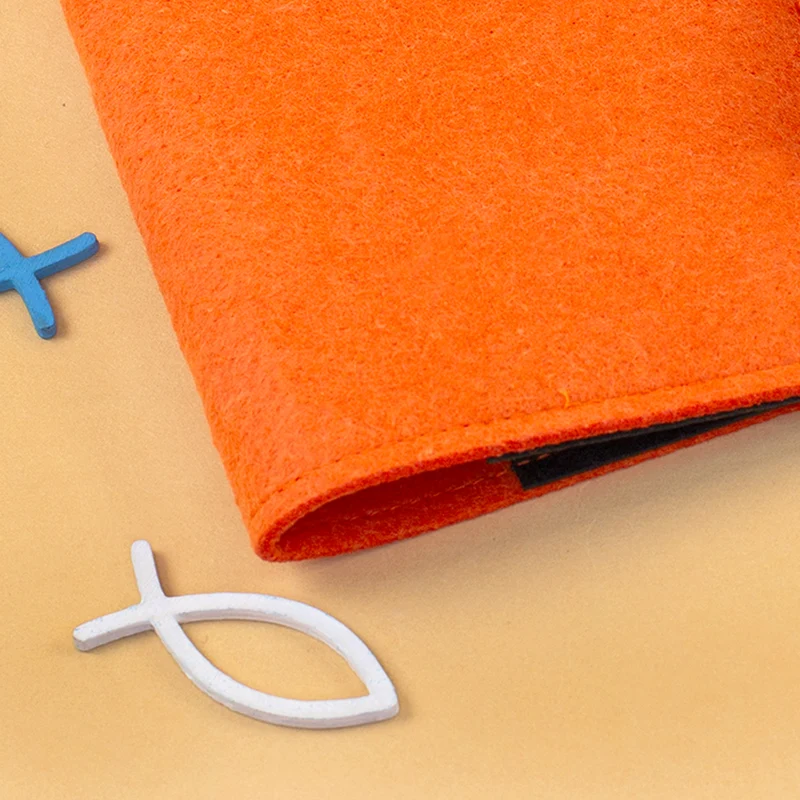 Personalisierte Buchhülle für Gotteslob & Gesangbuch mit Watercolor Kreuz | Anthrazit oder Orange