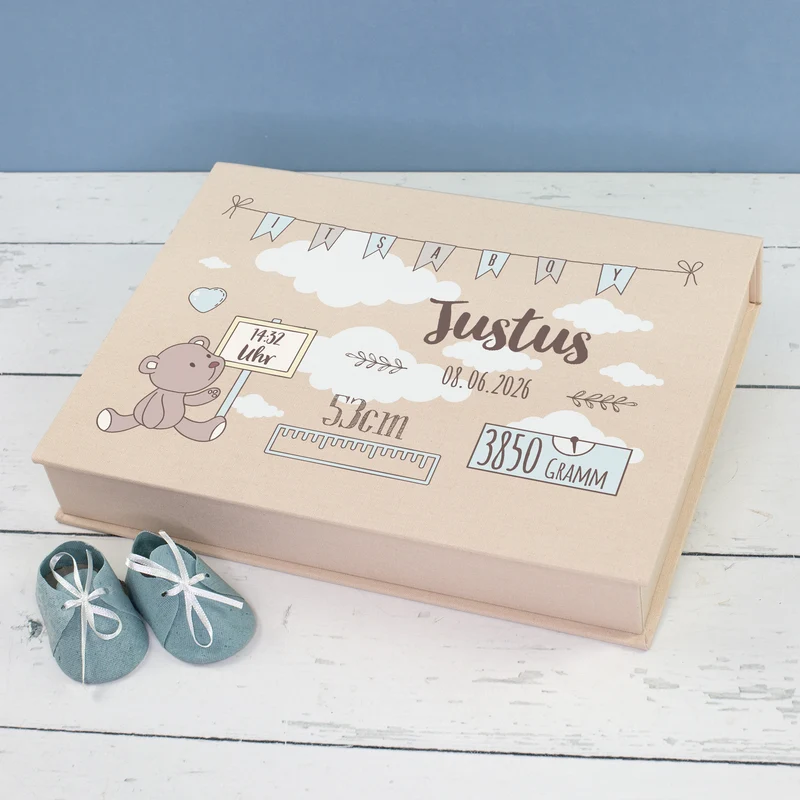 Handgearbeitete Erinnerungsbox als personalisiertes Geschenk zur Geburt für Jungen | Fotobox als Buch