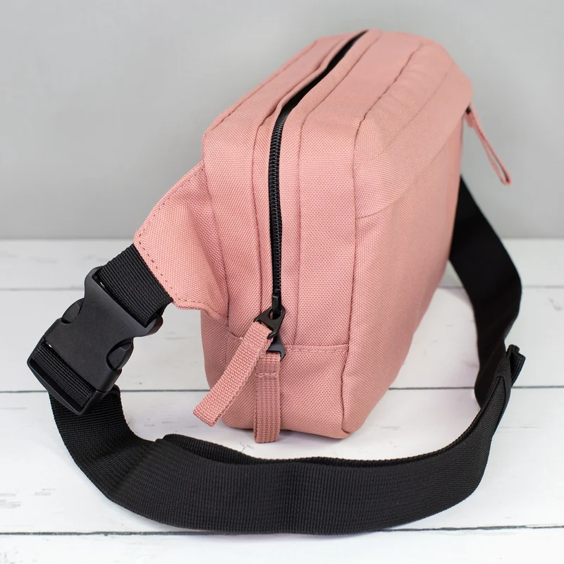 Bauchtasche 'Bin Weinkaufen' in Schwarz & Rosa | Umhängetasche als Geschenk für Frauen & Weinliebhaber