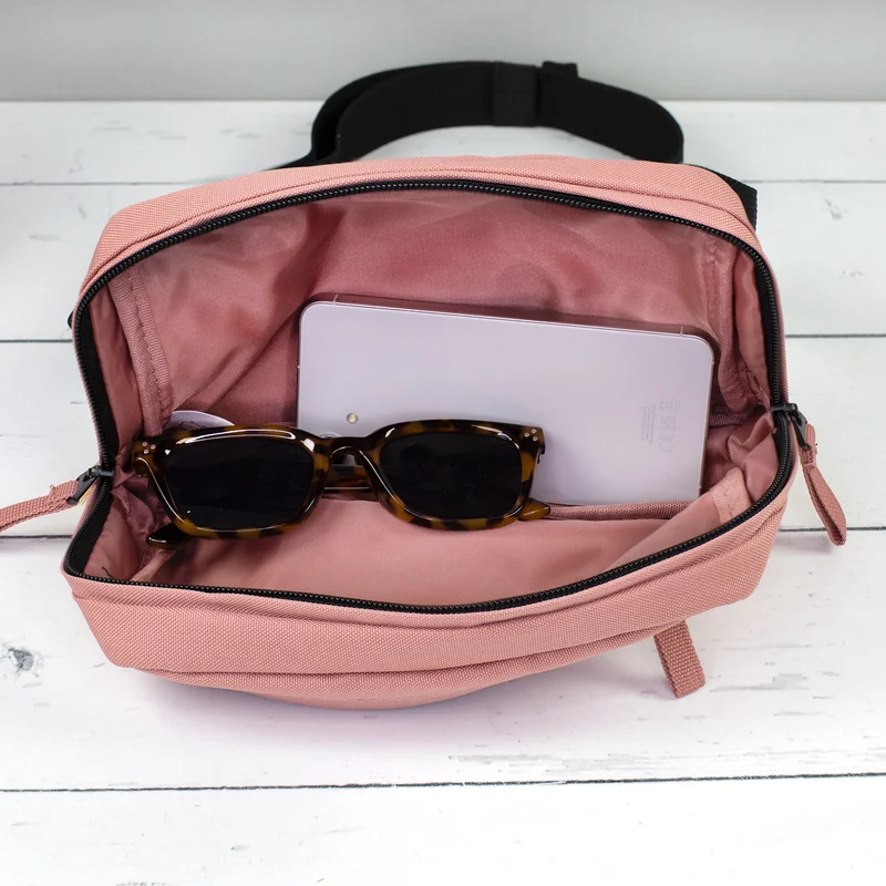 Bauchtasche 'Bin Weinkaufen' in Schwarz & Rosa | Umhängetasche als Geschenk für Frauen & Weinliebhaber