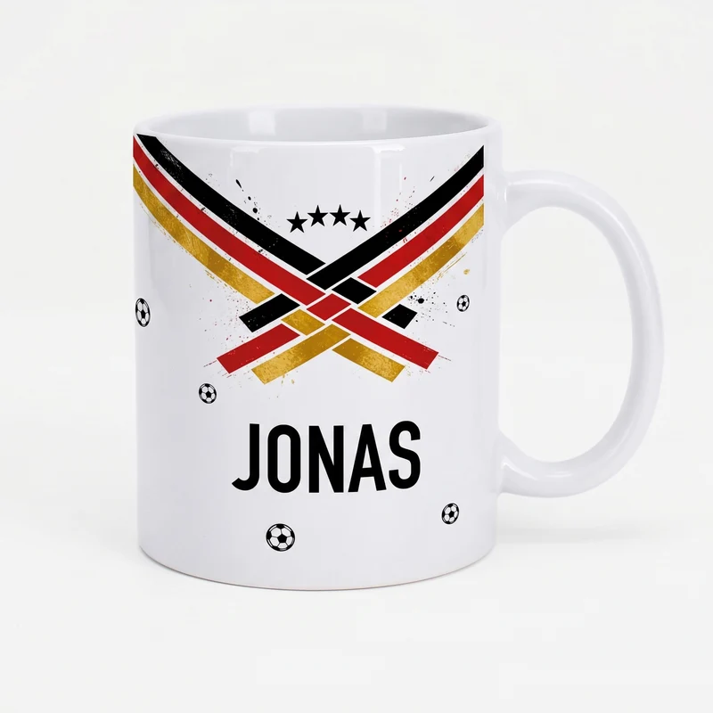 Fußball Tasse mit Name und Deutschland Flagge Schwarz Rot Gold | Geschenk für Fußballer zur WM & EM