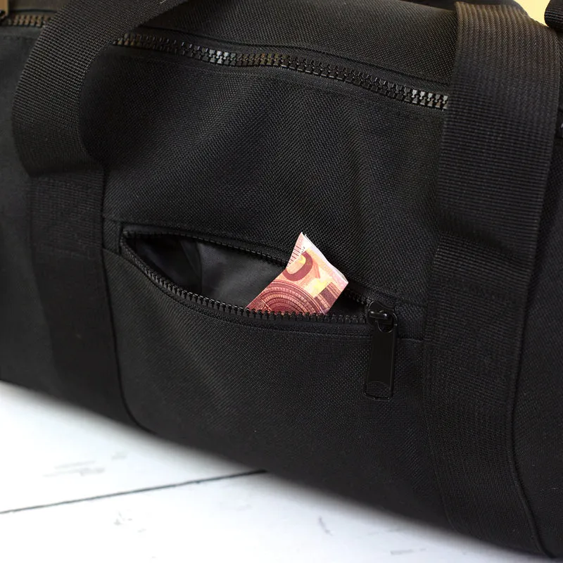 Sporttasche personalisiert mit Name & Wunschtext | Reisetasche & Duffle Bag als Geschenk in 2 Größen