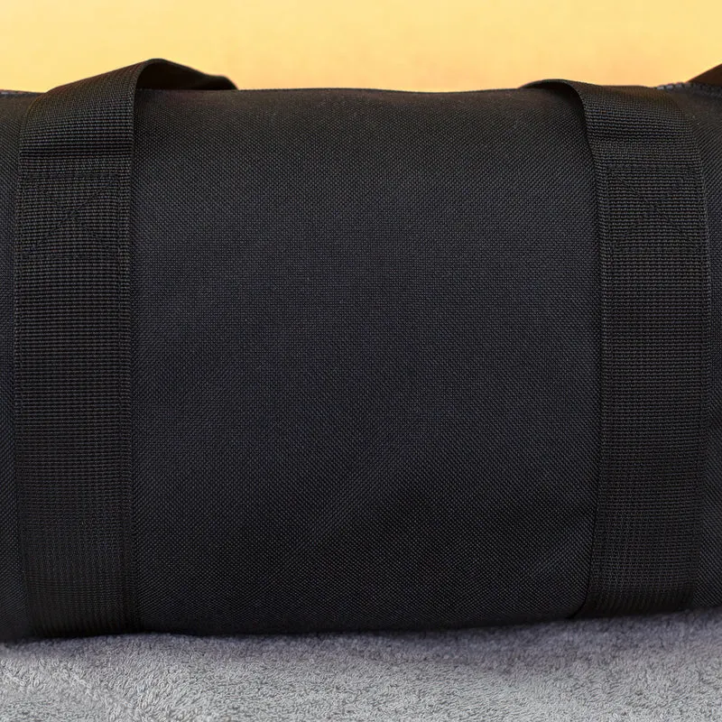 Sporttasche personalisiert mit Name & Wunschtext | Reisetasche & Duffle Bag als Geschenk in 2 Größen