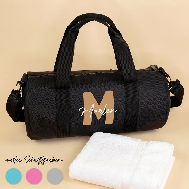 Sporttasche mit Name & Initiale personalisiert als Geschenk | Reisetasche für Freizeit & Sport