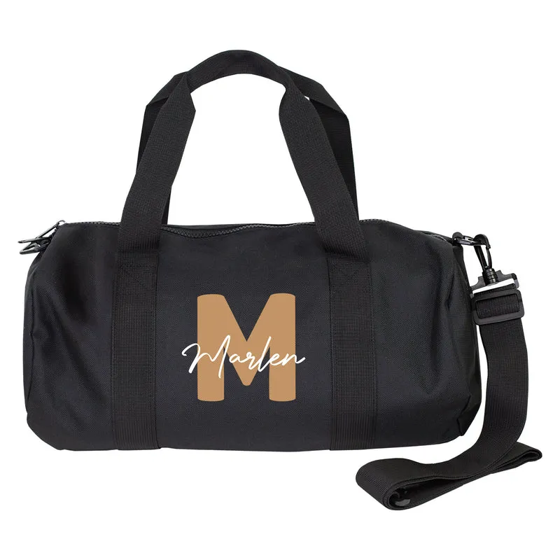 Sporttasche mit Name & Initiale personalisiert als Geschenk | Reisetasche für Freizeit & Sport