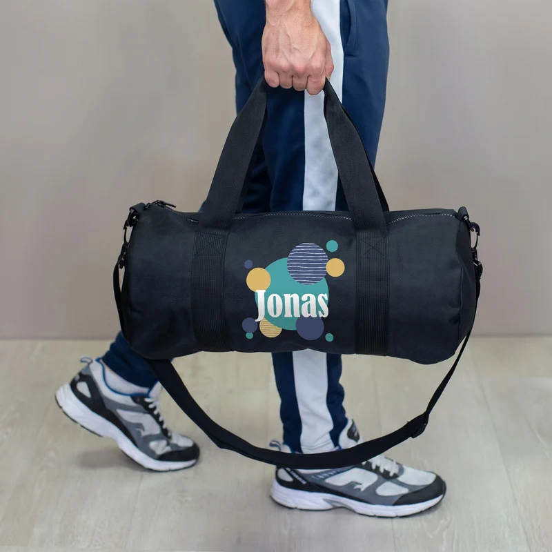 Sporttasche mit Name personalisiert als Geschenk | Kleine Reisetasche & Dufflebag für Freizeit und Sport