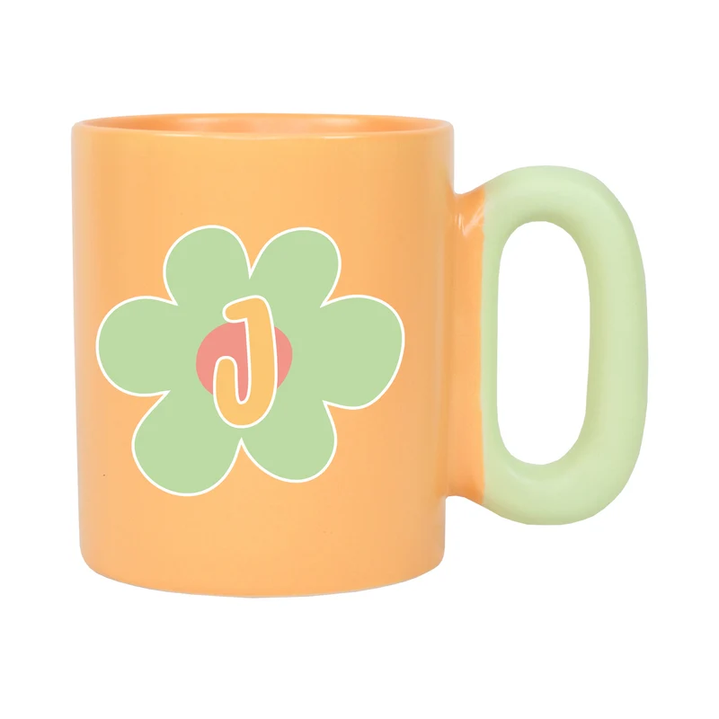 Personalisierte Tasse mit Blume & Initiale | Bunter Porzellan Kaffeebecher von Ritzenhoff & Breker