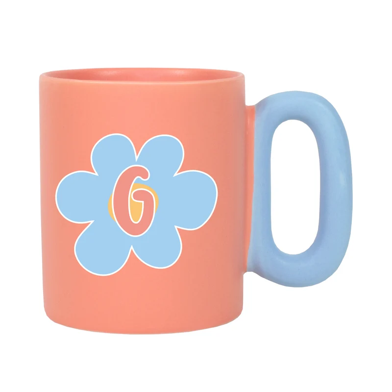 Personalisierte Tasse mit Blume & Initiale | Bunter Porzellan Kaffeebecher von Ritzenhoff & Breker